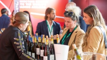 A chef prepares some food in the Taste of Travel Theatre at WTCE