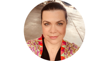 Simone Wallo headshot